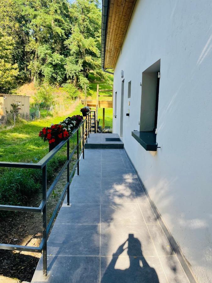Le Lodge Du Pichat Sainte-Helene-du-Lac Esterno foto
