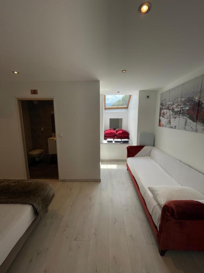 Le Lodge Du Pichat Sainte-Helene-du-Lac Esterno foto